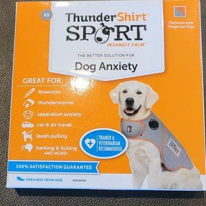 New XS Thunder Shirt Sport Dog Anxiety Jacket